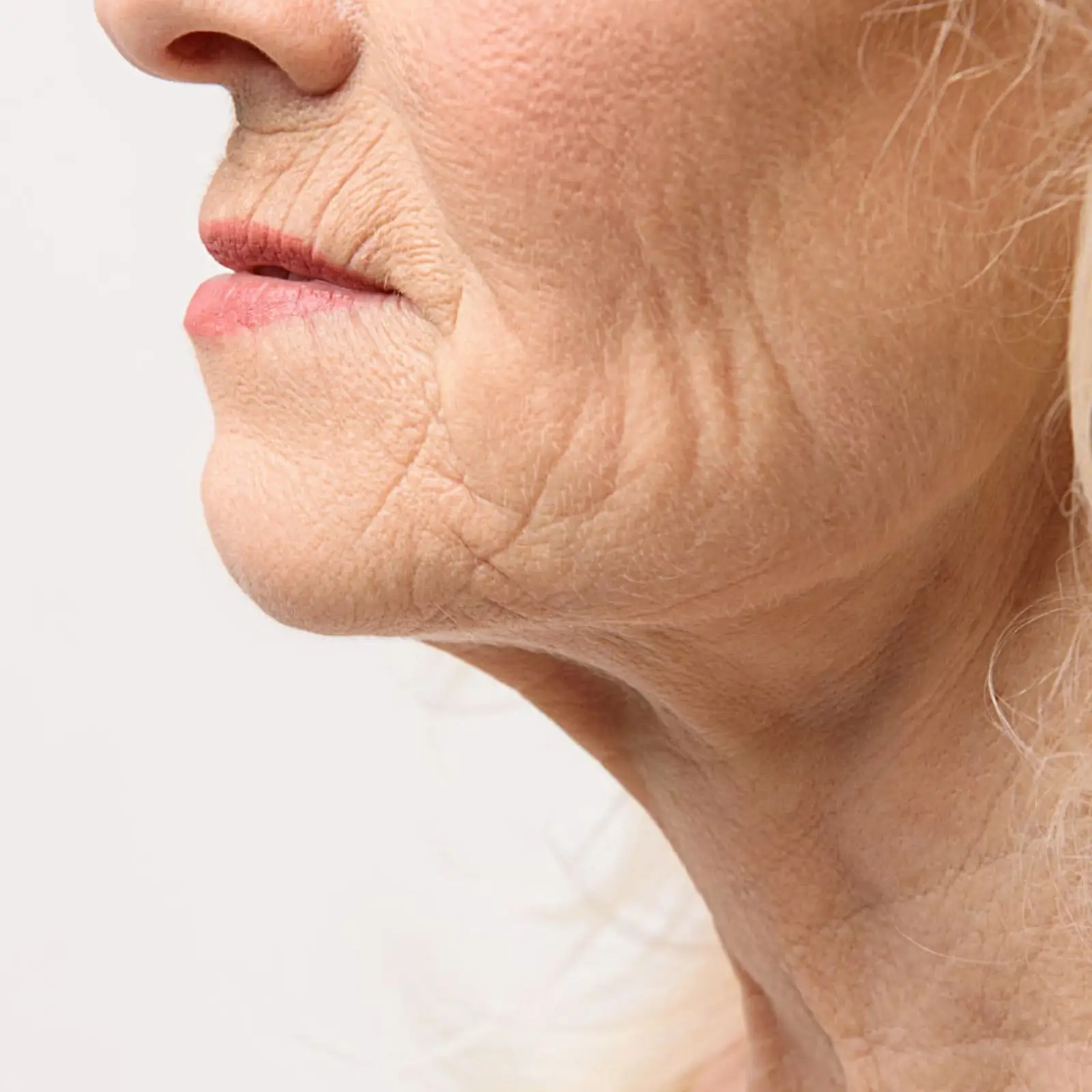 Unlock Radiant Skin with EELHOE Aquatic Dendrobatid Peptide Anti-Wrinkle Serum